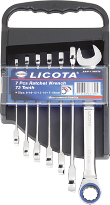 Набор ключей трещоточных комбинированных 72 зуба  8-19мм, 7 предметов на пластиковом держателе