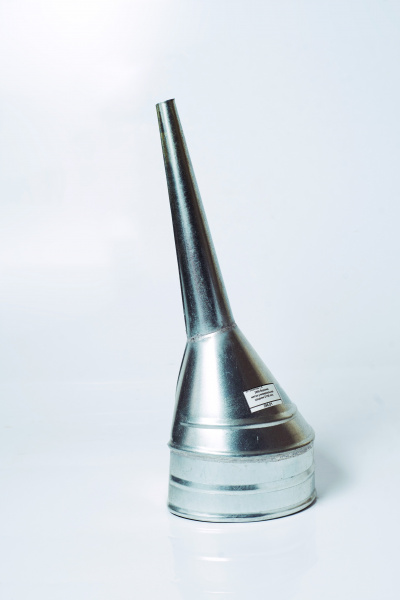 3899 Воронка метал.универсальная средняя D130 mm. 3899 Воронка метал.универсальная средняя D130 mm.