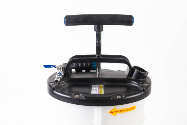 Бачок приспособление для извлечения технических жидкостей ручное и пневматическое