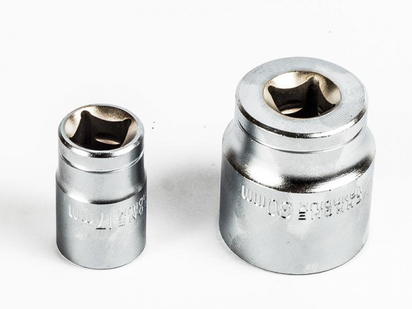 00015666 Головка торцевая 30мм 1/2 CrV 6-гр. JSD (1)