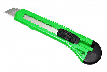 Нож малярный строительный (лезвие 18мм) Автоторг, AT00537 Нож малярный строительный (лезвие 18мм) Автоторг, AT00537