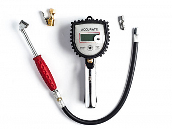 Манометр для накачки шин с шлангом и  штуцером (16  BAR, цифровой дисплей), AT34316
